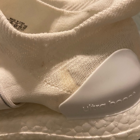 Stella McCartney Ultraboost x 3D Knit Shoes - Picture 4 of 12